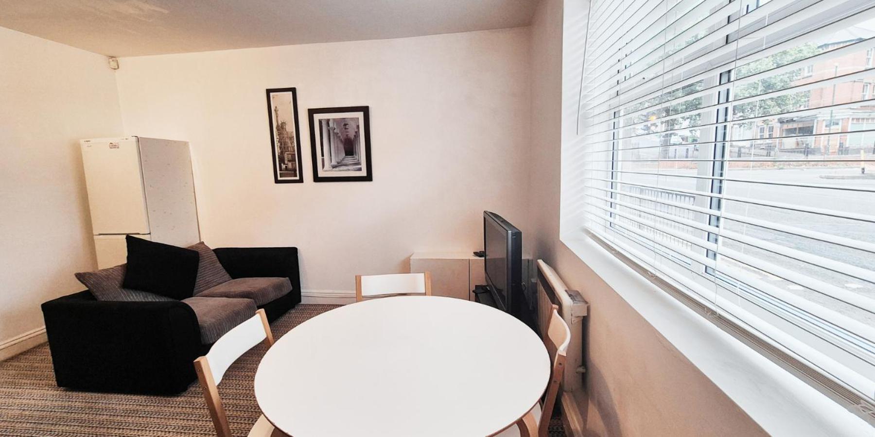 Cozy 1 Bedroom Flat Nr Nottingham Exterior photo